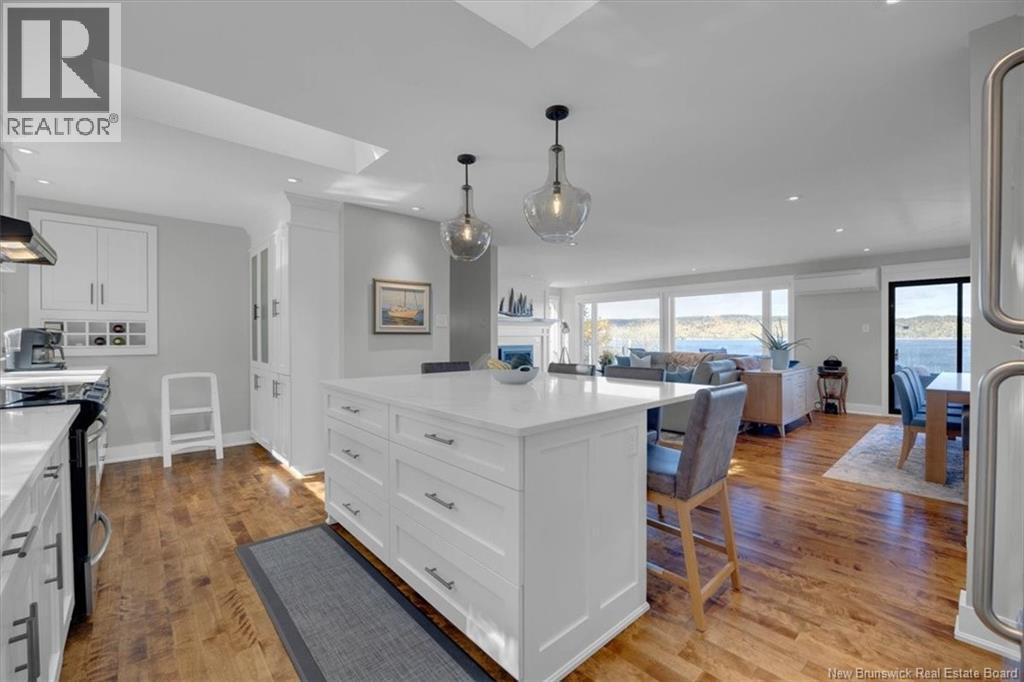 50 Beach Road Property Photo 17