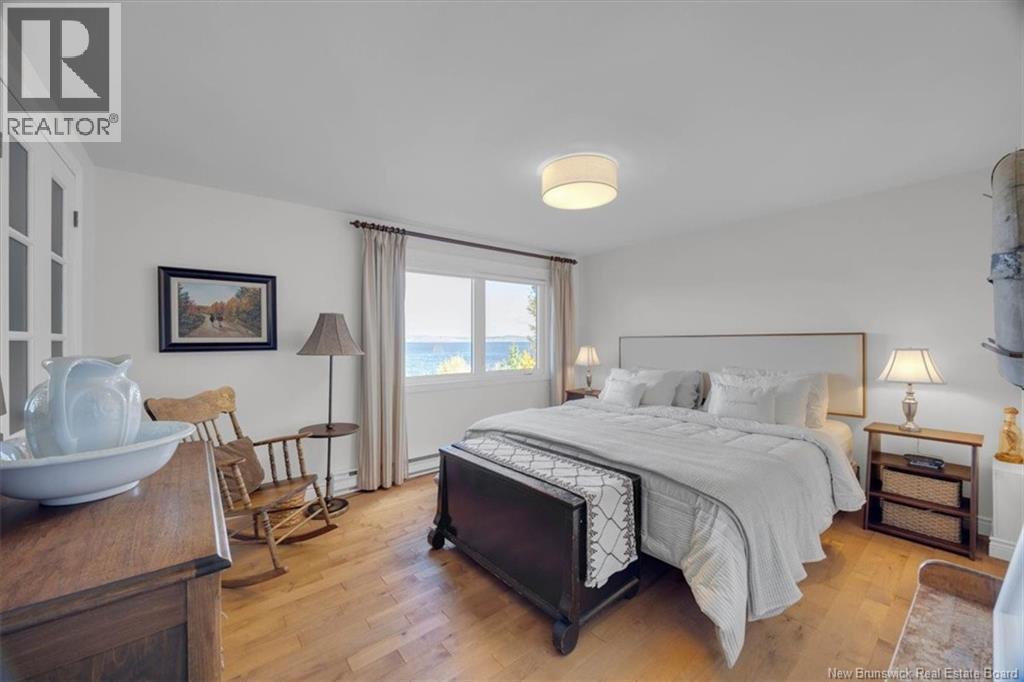 50 Beach Road Property Photo 31
