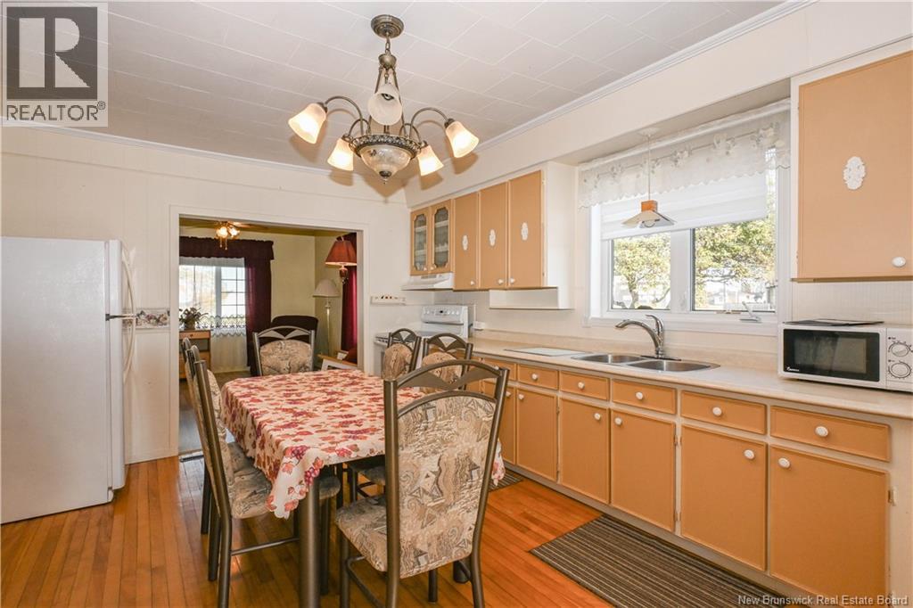 8200 Saint-paul Street Property Photo 11