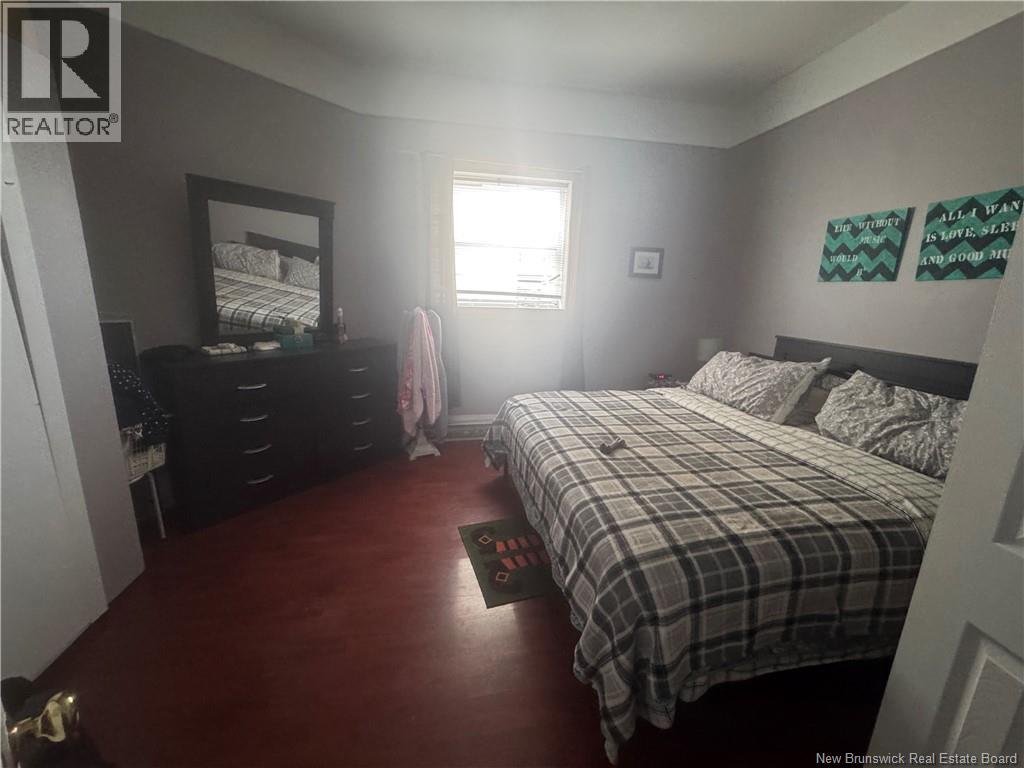 160 Charlotte Street Property Photo 5