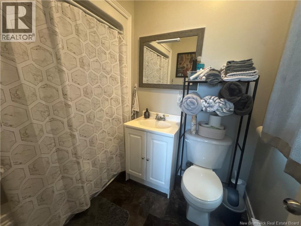 160 Charlotte Street Property Photo 10