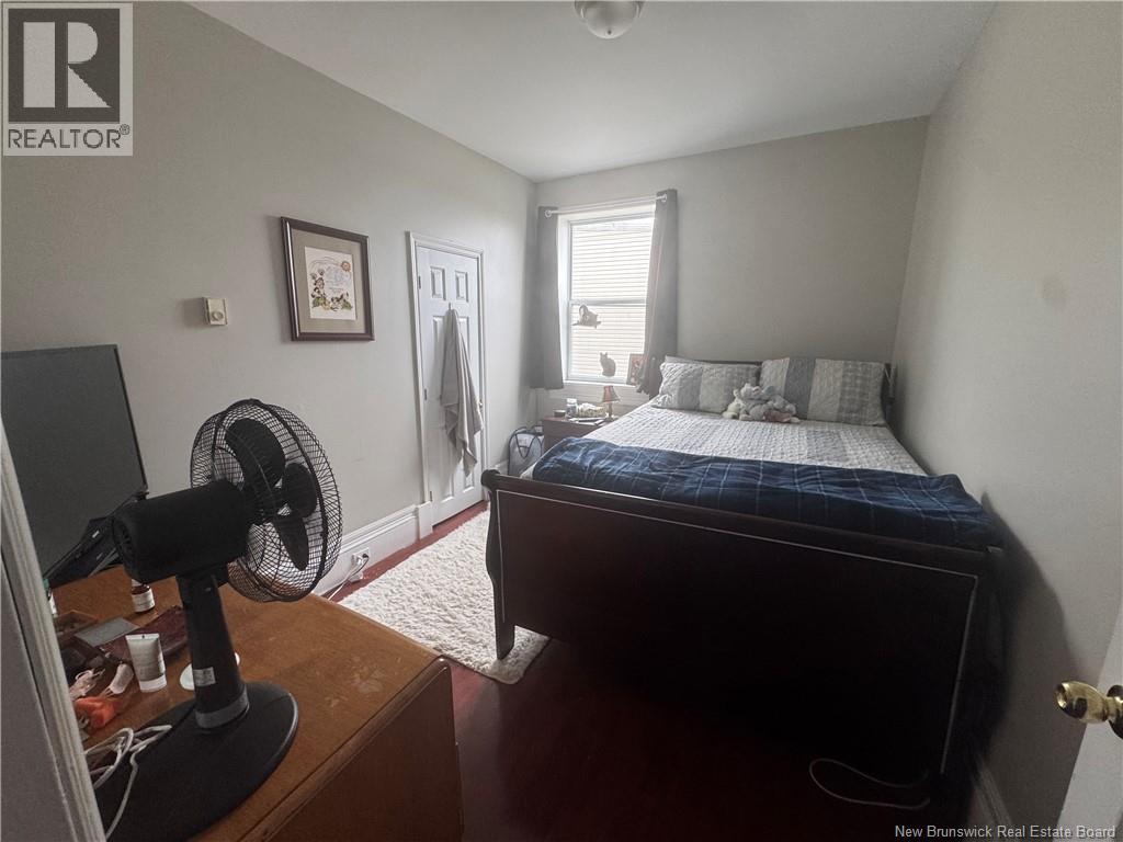 160 Charlotte Street Property Photo 11