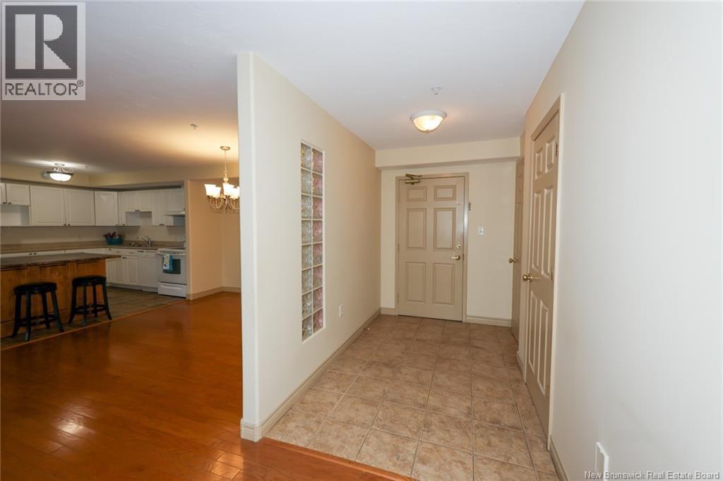 1 Golf Greens Lane Unit# 213 Property Photo 17