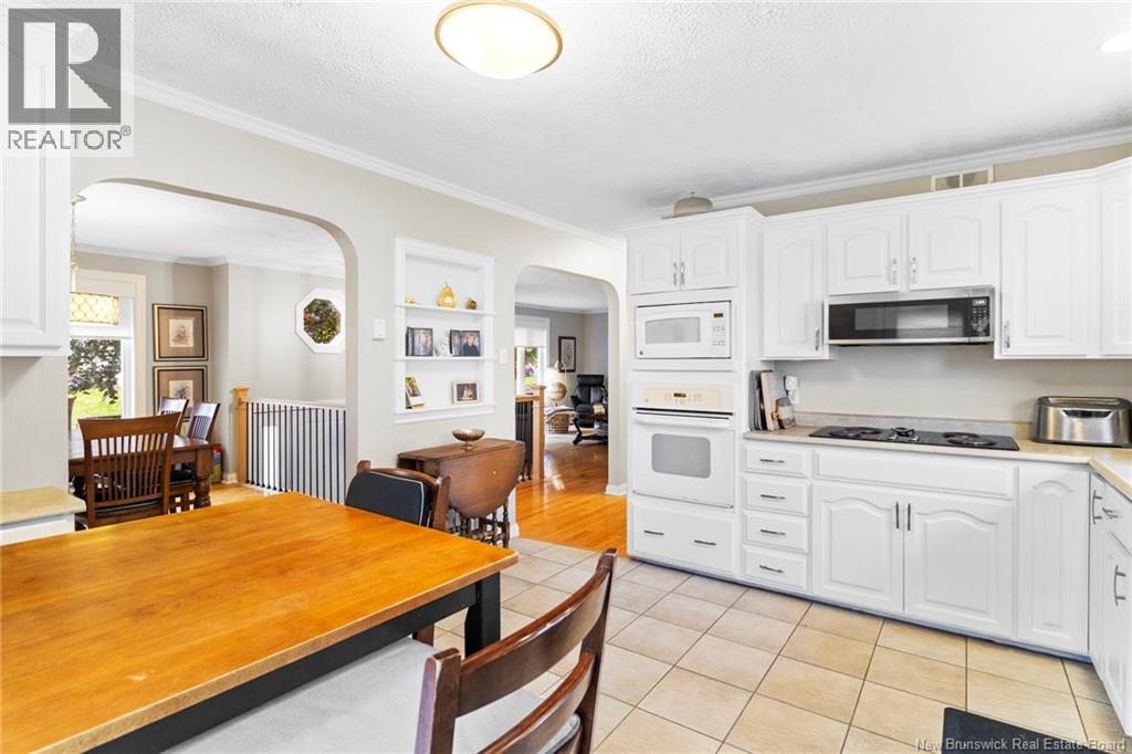 230 Case Street Property Photo 4