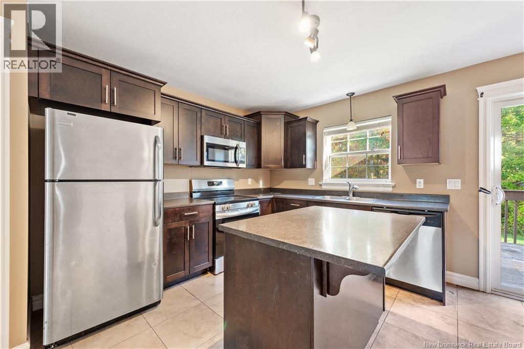138 East Street Property Photo 2