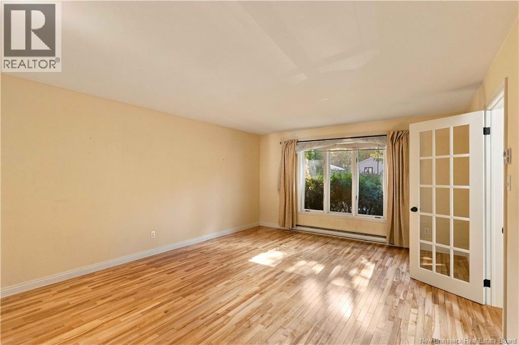 53 Brentwood Drive Property Photo 4