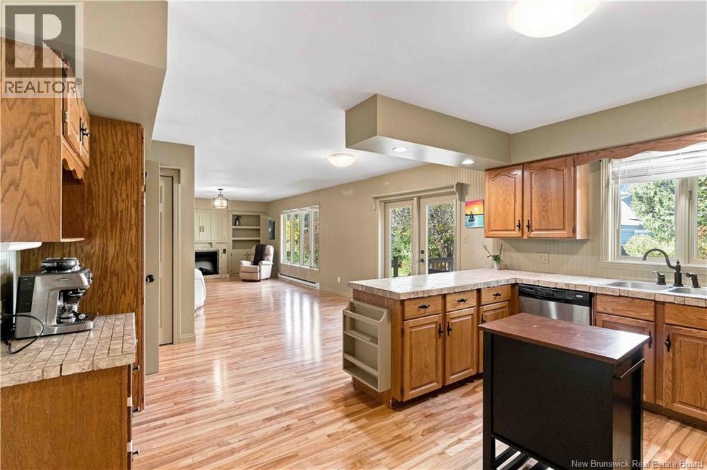 53 Brentwood Drive Property Photo 7