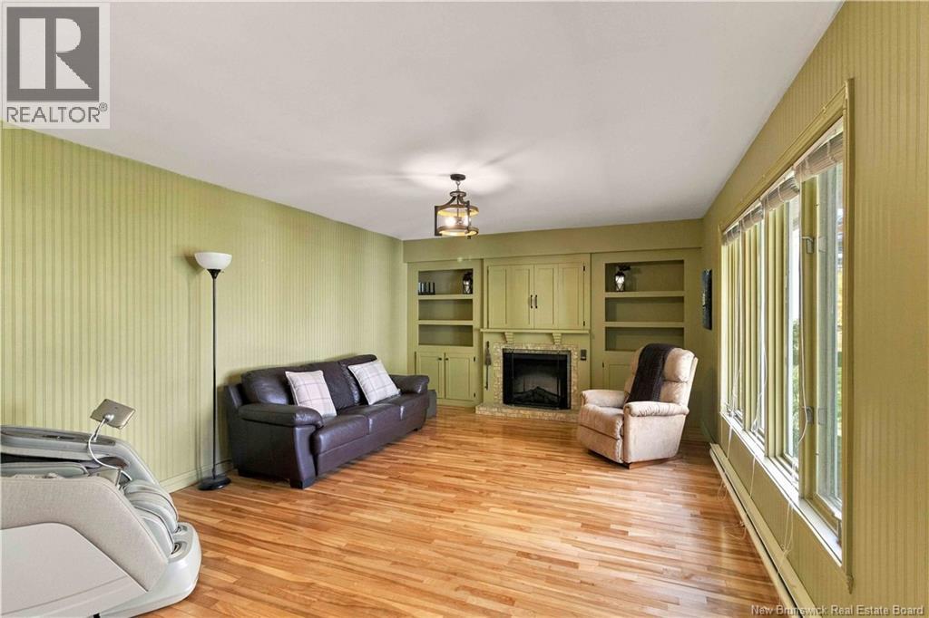 53 Brentwood Drive Property Photo 11