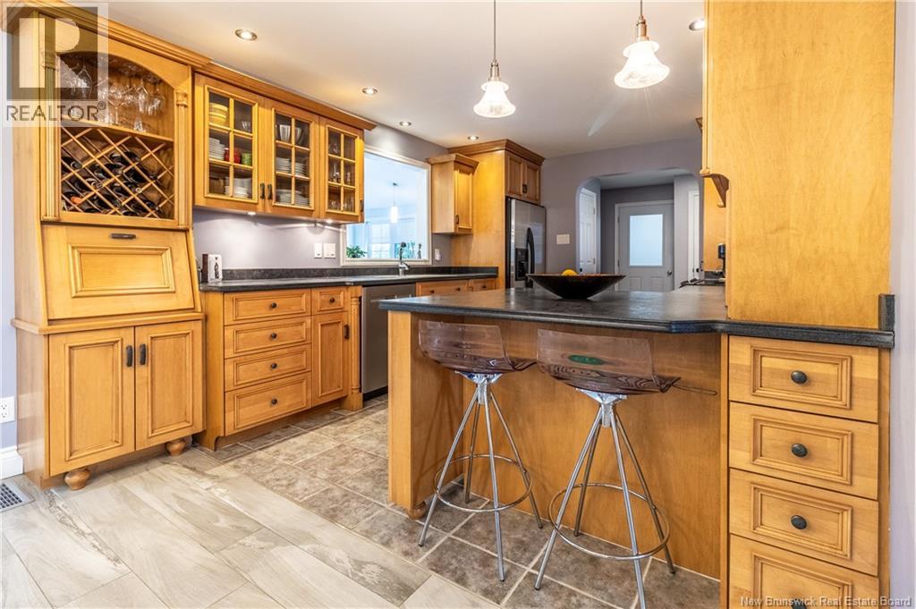 615 Rockland Road Property Photo 14