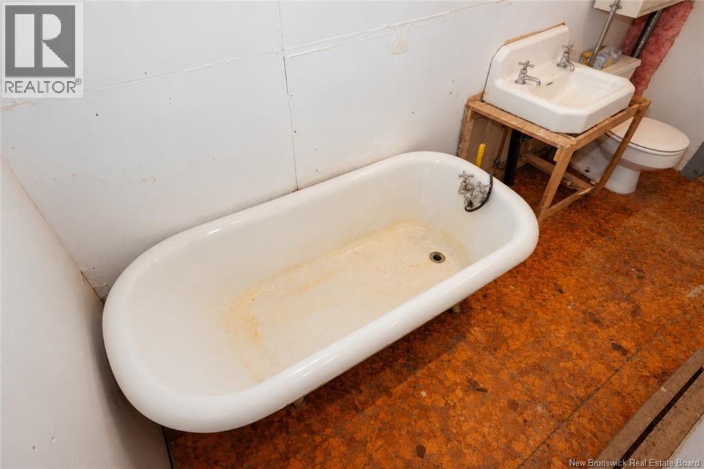 112 White Head Road Property Photo 17