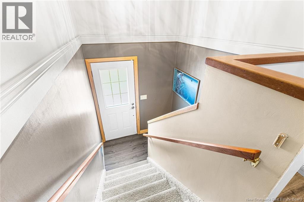 15 Lilac Crescent Property Photo 7