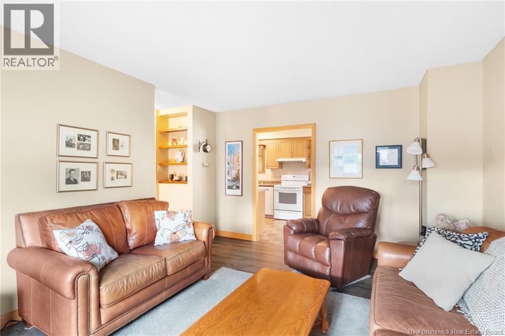 15 Lilac Crescent Property Photo 9