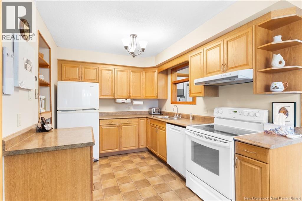 15 Lilac Crescent Property Photo 10