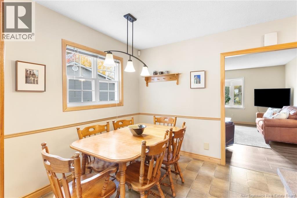 15 Lilac Crescent Property Photo 14