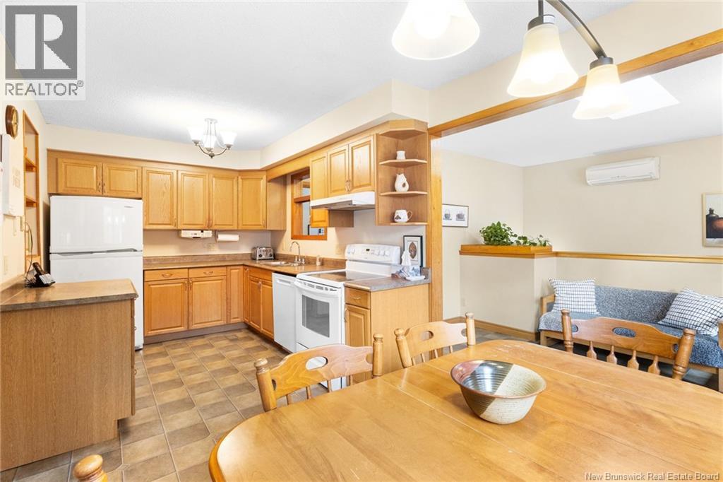 15 Lilac Crescent Property Photo 15