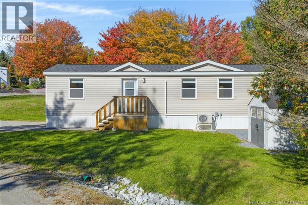 83 Holly Lane Property Photo 1