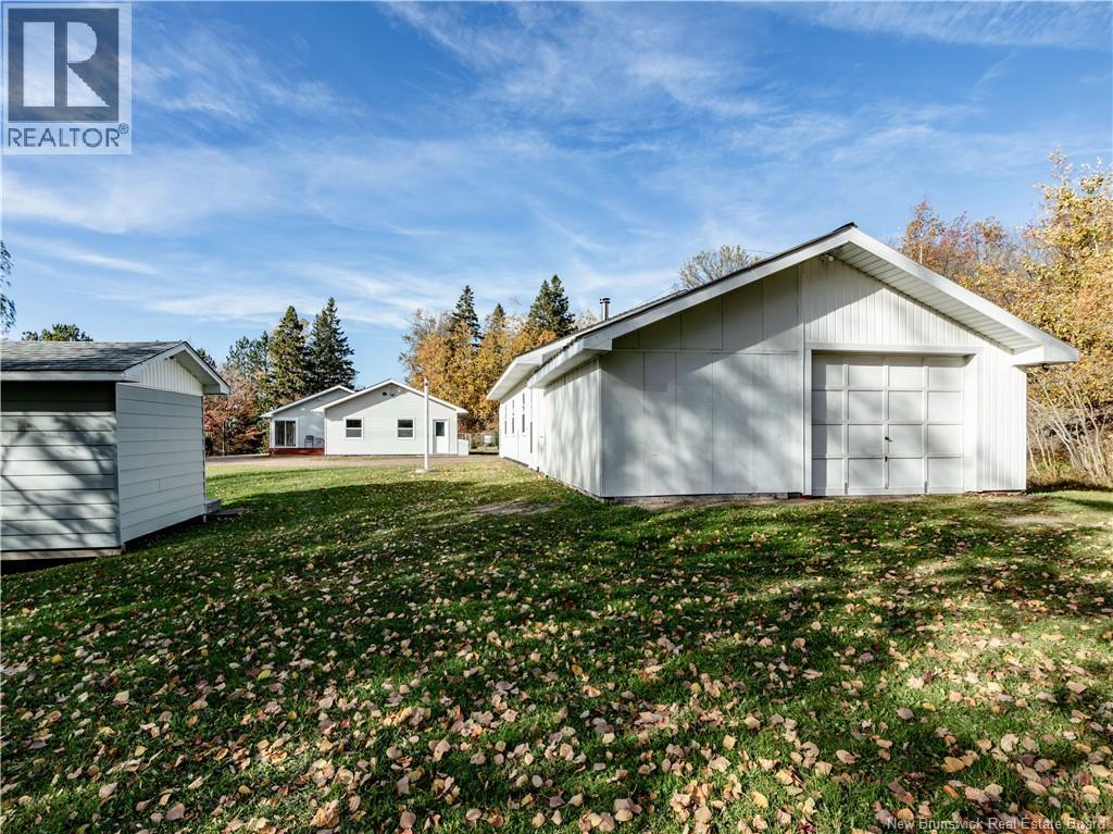 170 Beaumont Road Property Photo 6