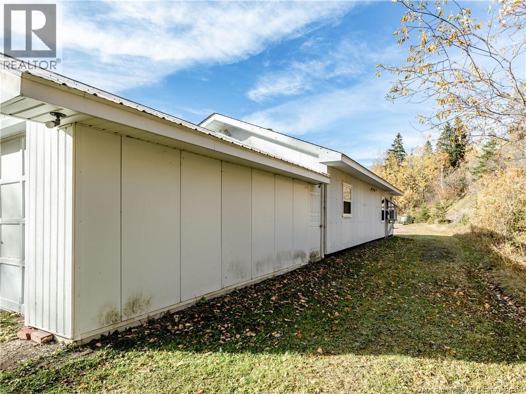 170 Beaumont Road Property Photo 7