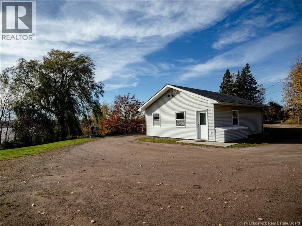 170 Beaumont Road Property Photo 9