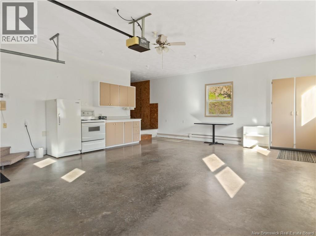 170 Beaumont Road Property Photo 25