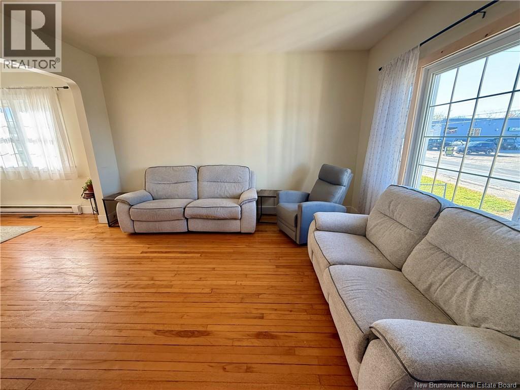 680 Bridge Street Property Photo 9