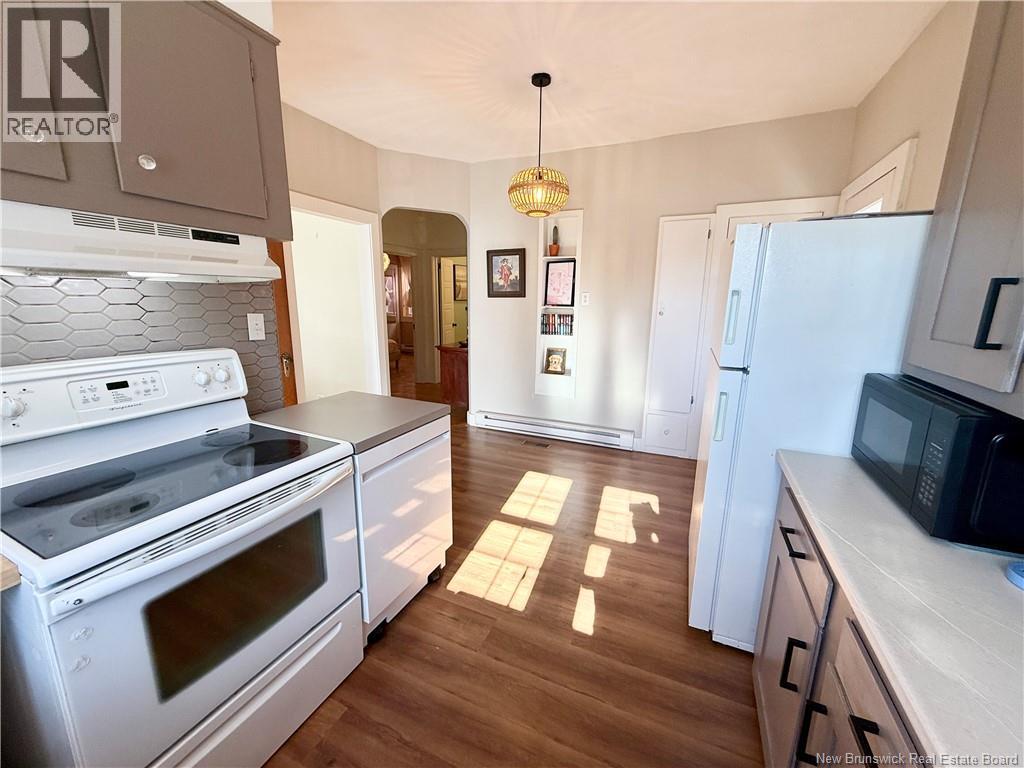 680 Bridge Street Property Photo 10