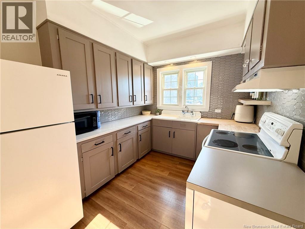 680 Bridge Street Property Photo 11