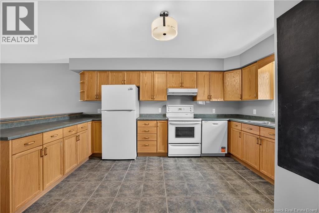 516 Riverside Drive Unit# 9 Property Photo 3