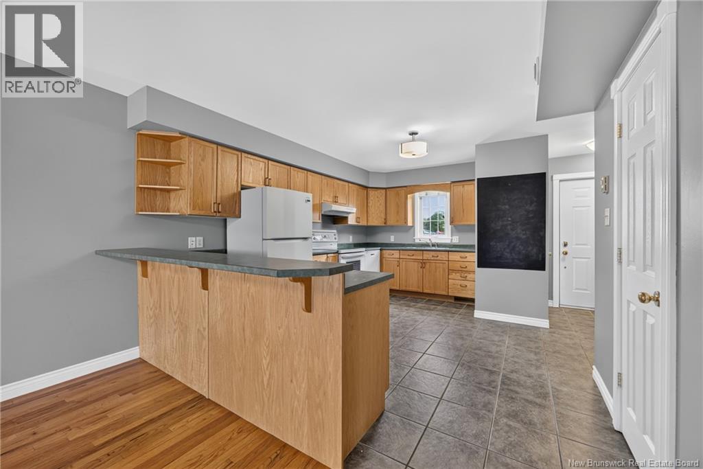 516 Riverside Drive Unit# 9 Property Photo 11