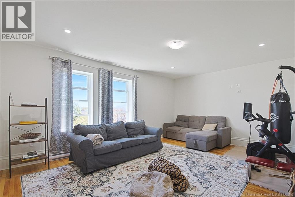 357 Dufferin Row Property Photo 34