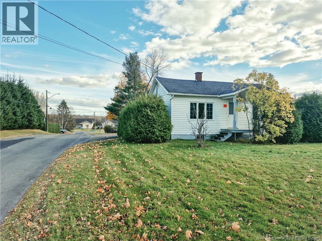 533 Broadway Boulevard West Property Photo 2