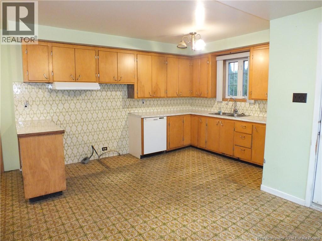 533 Broadway Boulevard West Property Photo 6