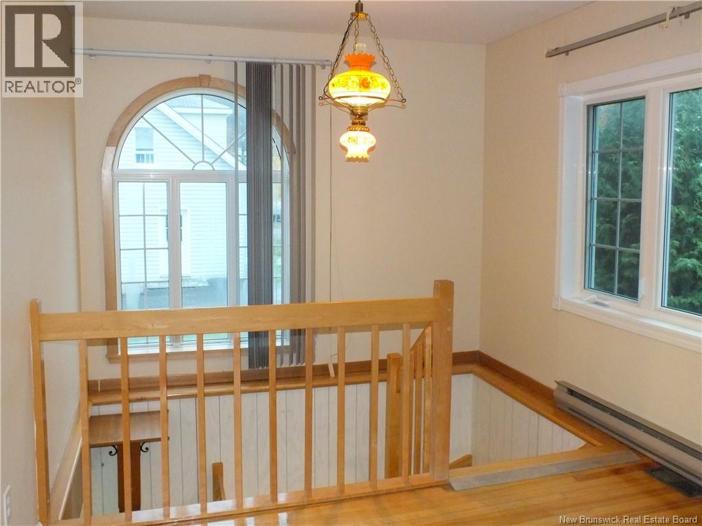 533 Broadway Boulevard West Property Photo 16
