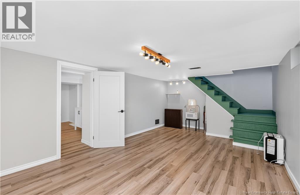 37 Winter Avenue Property Photo 29