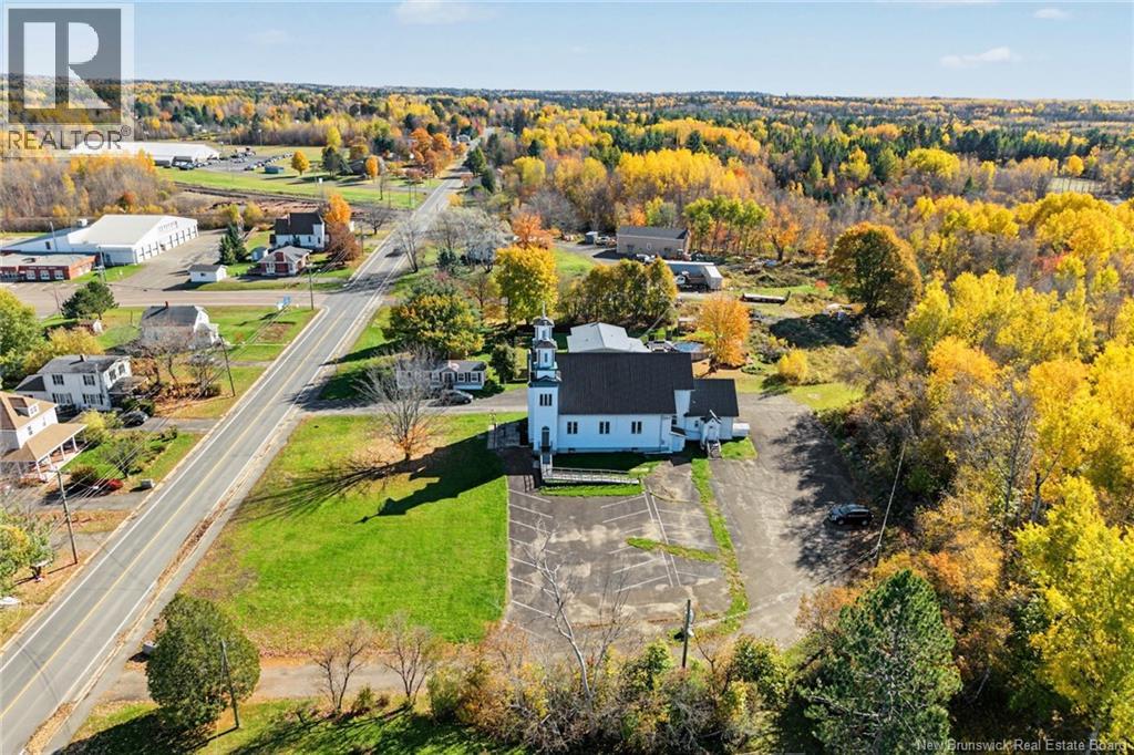 48 King Street Property Photo 4