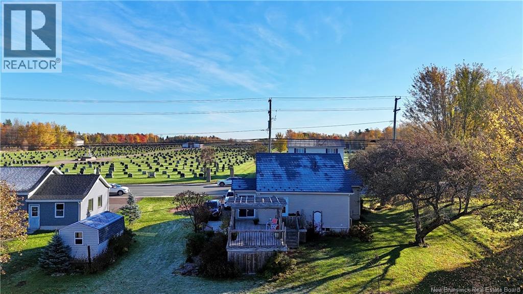 503 Amirault Property Photo 6
