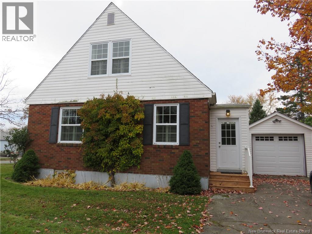 692 Dunn Avenue Property Photo 4