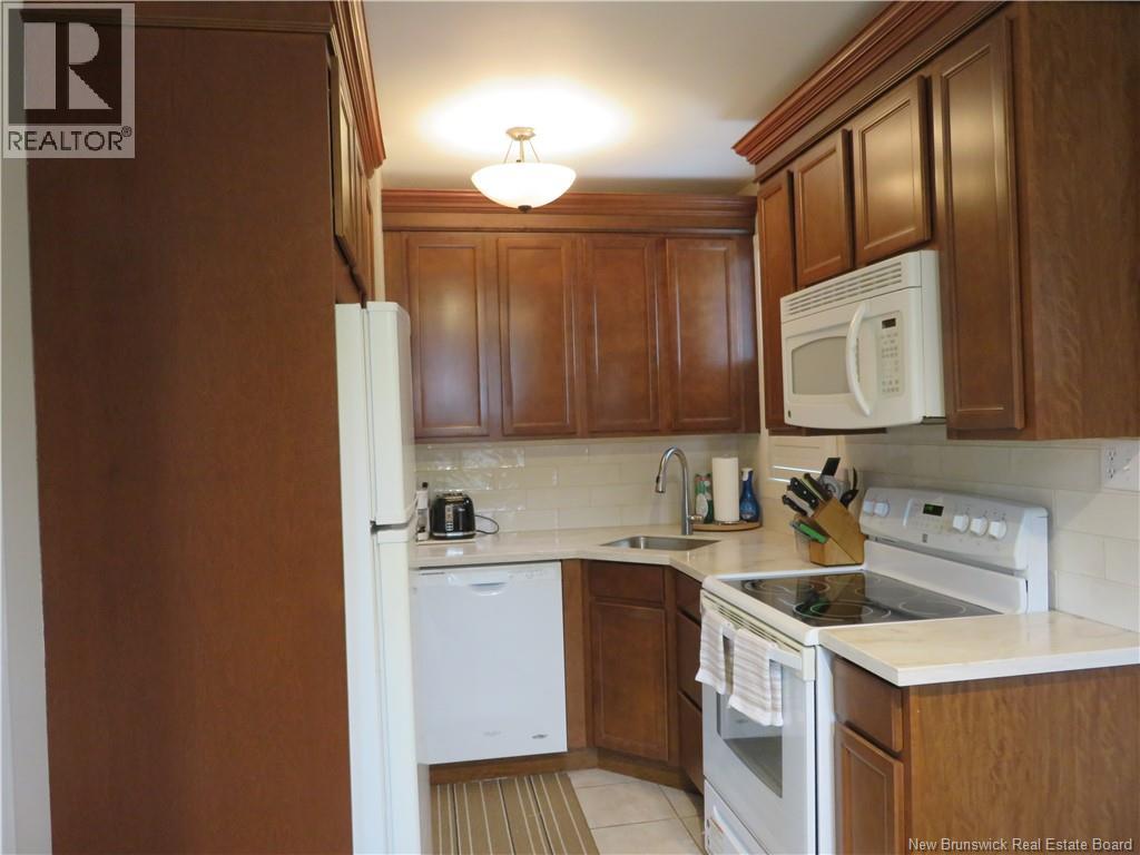 692 Dunn Avenue Property Photo 8
