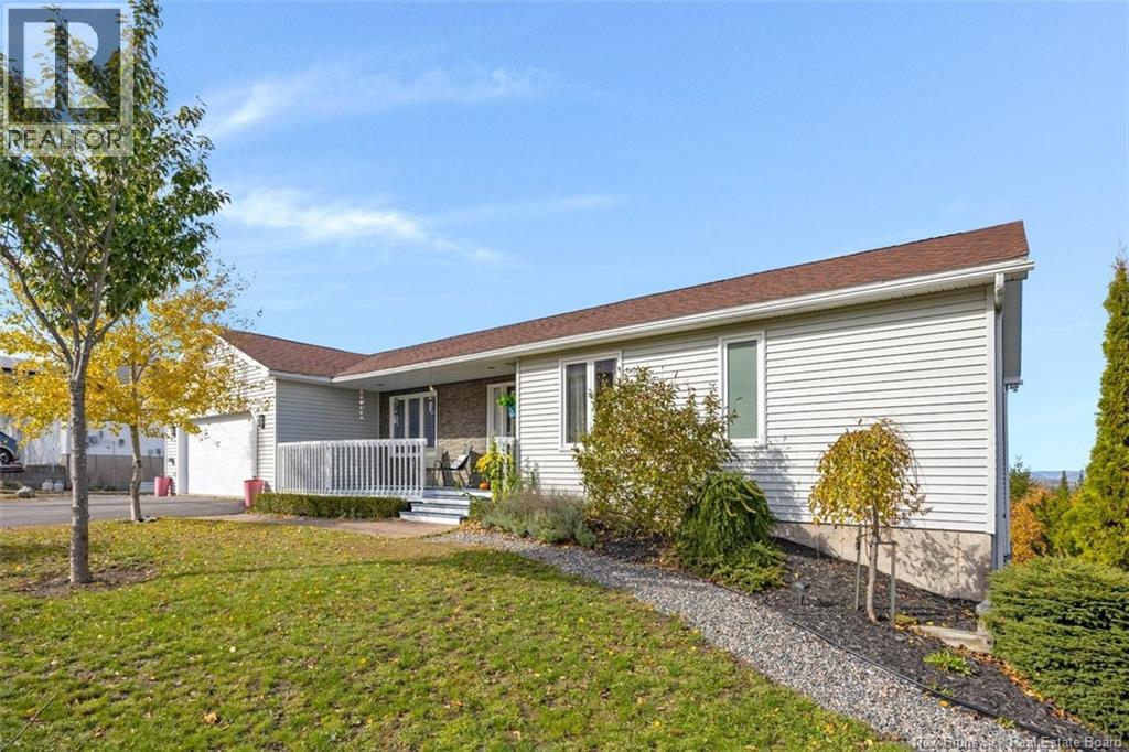 38 Edgemount Drive Property Photo 2