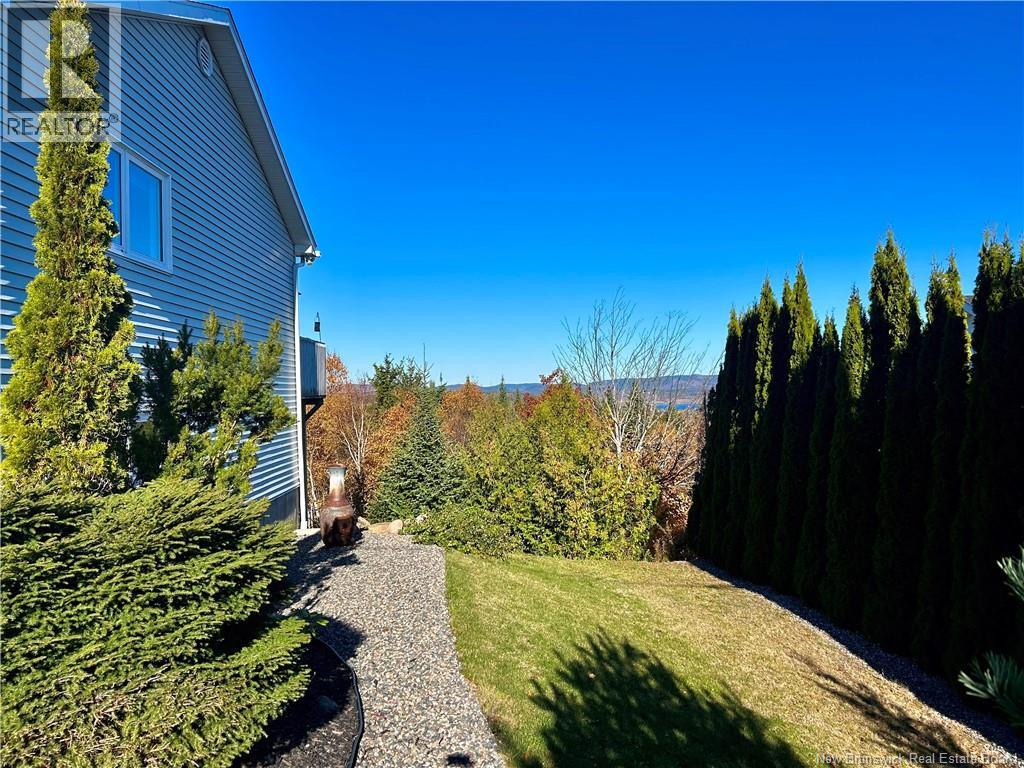 38 Edgemount Drive Property Photo 4