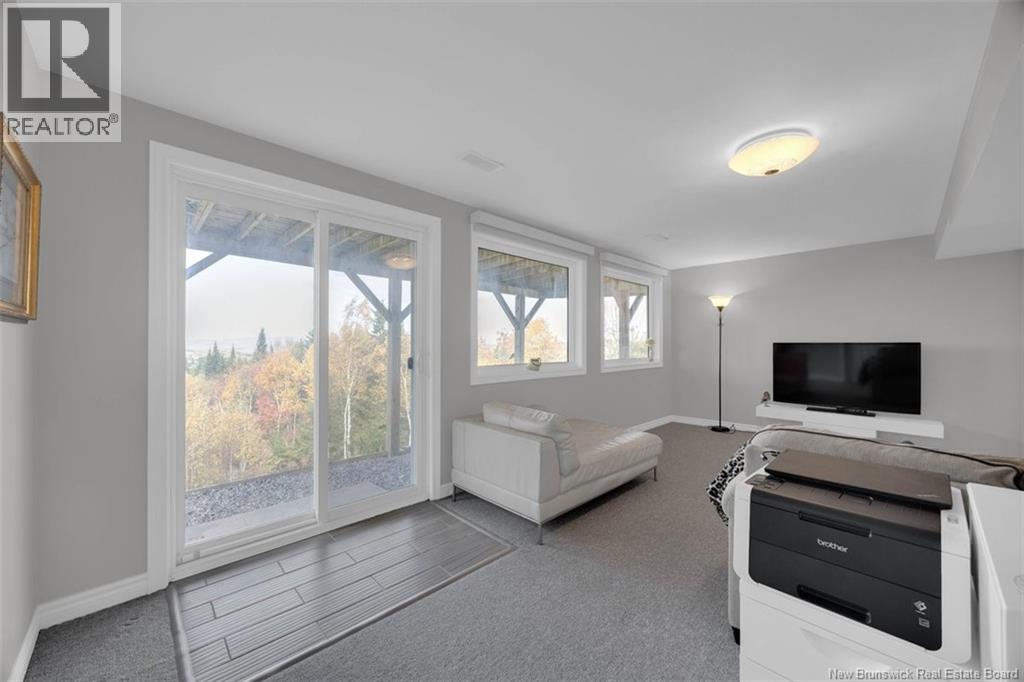 38 Edgemount Drive Property Photo 34