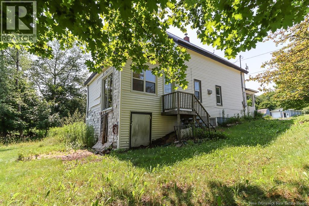 96 Main Street Property Photo 3