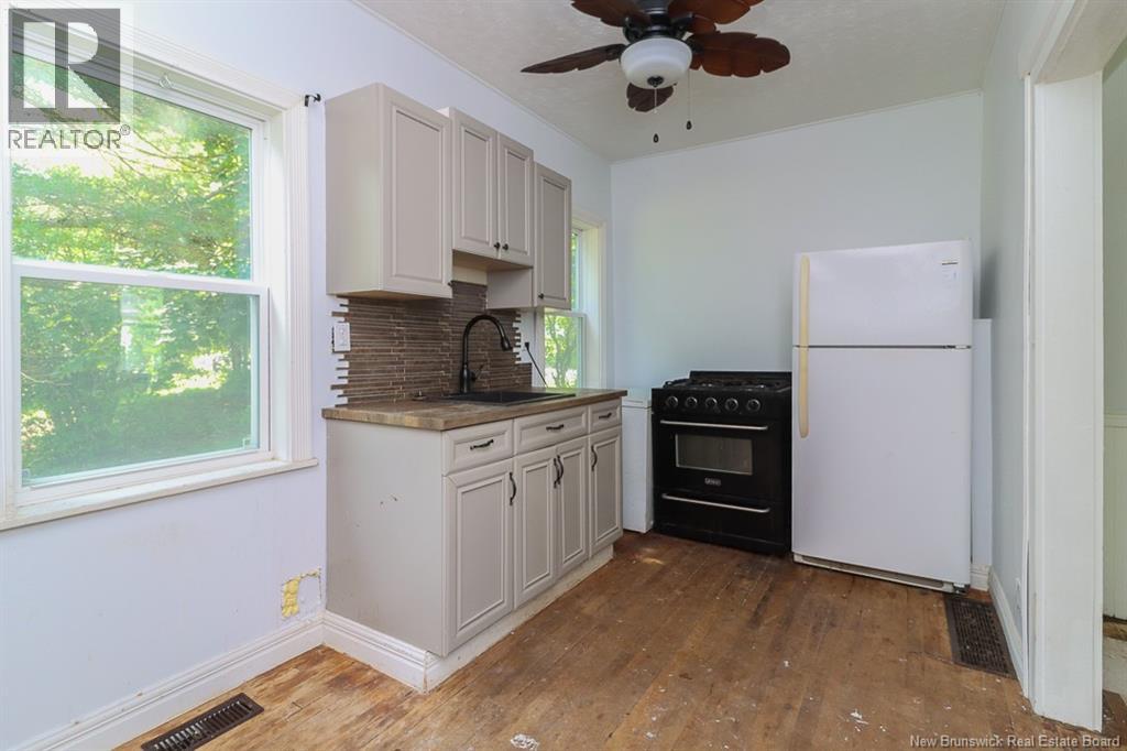 96 Main Street Property Photo 14