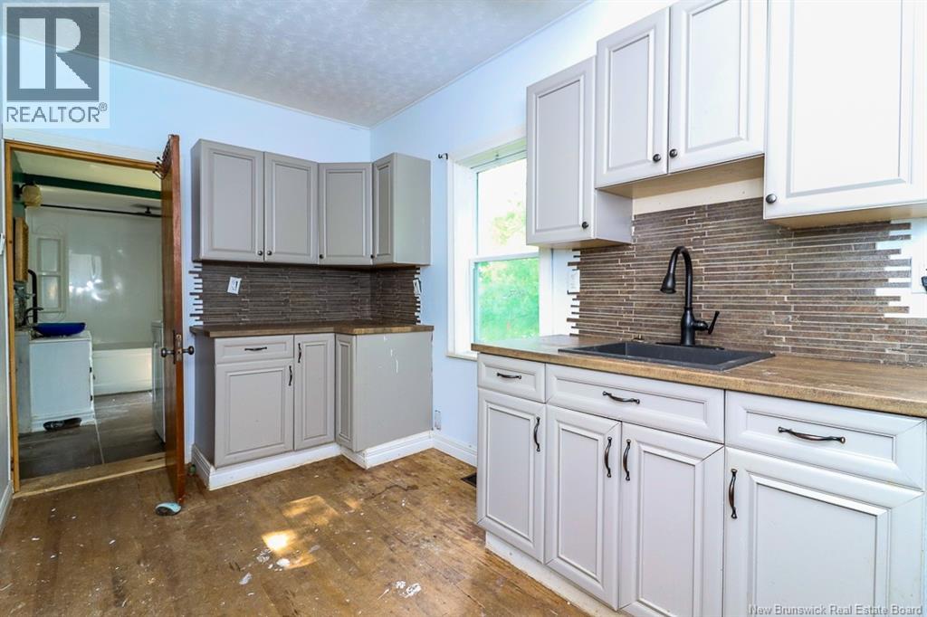 96 Main Street Property Photo 15