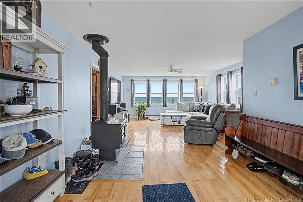 502 Hardwick Road Property Photo 4