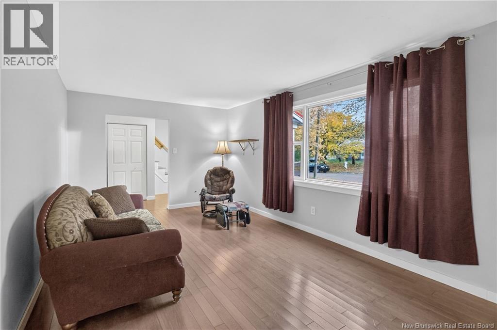 82 Point Park Drive Property Photo 8