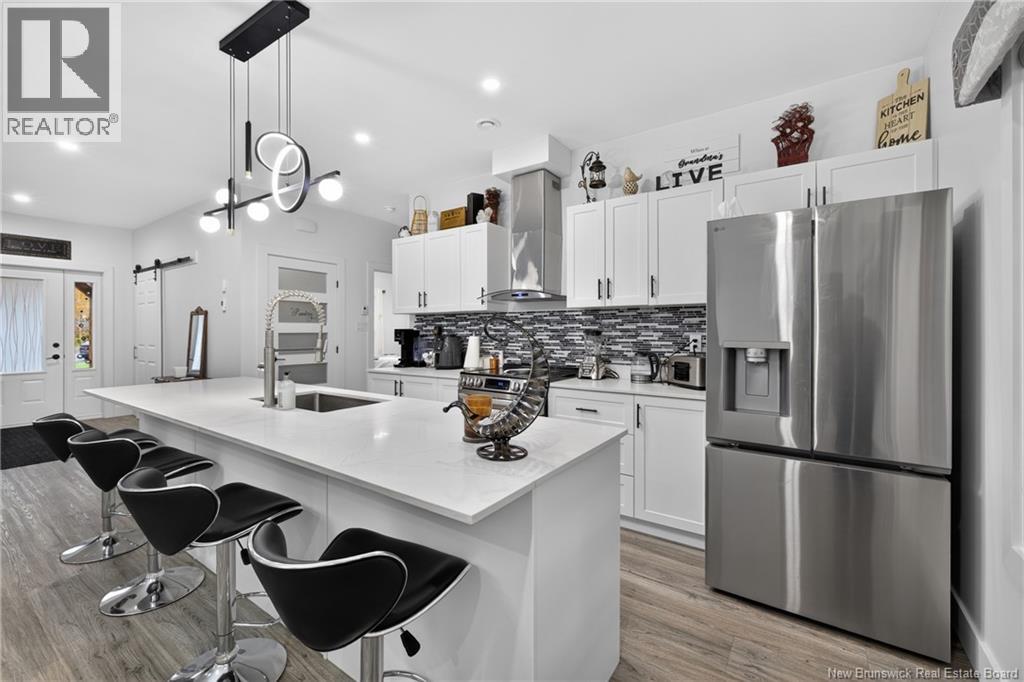 191 Welsh Road Property Photo 6