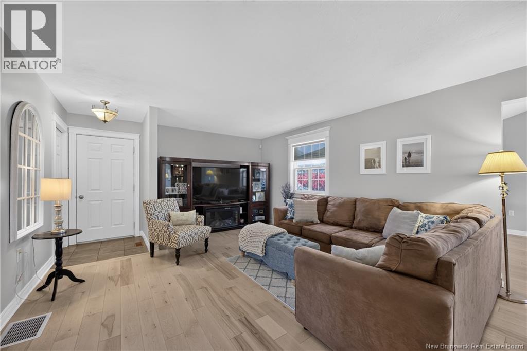 51 Glen Eyre Court Property Photo 17