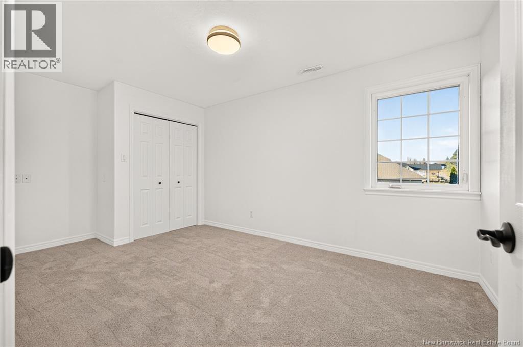 95 Congressional Crescent Property Photo 28