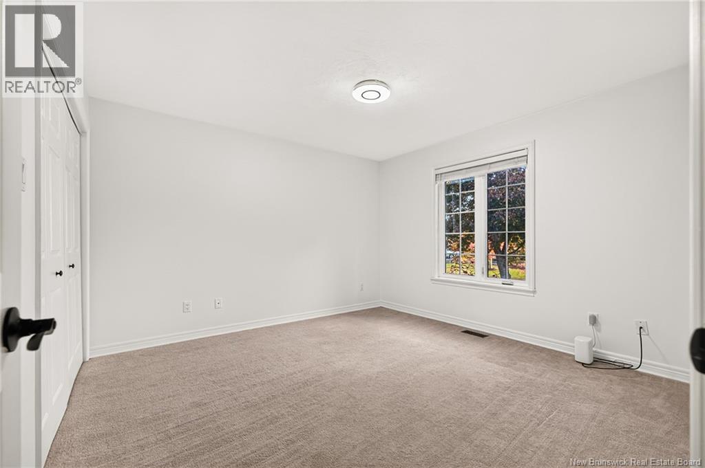95 Congressional Crescent Property Photo 33